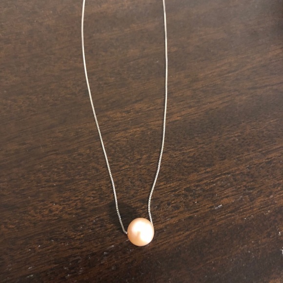 Pink Pearl Necklace - Picture 3 of 3